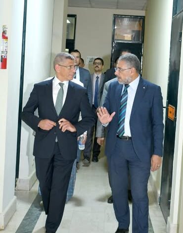 الرئيس التنفيذي لوكالة الفضاء المصرية يزور المركز القومي لبحوث المياه لبحث سبل التعاون المشترك
