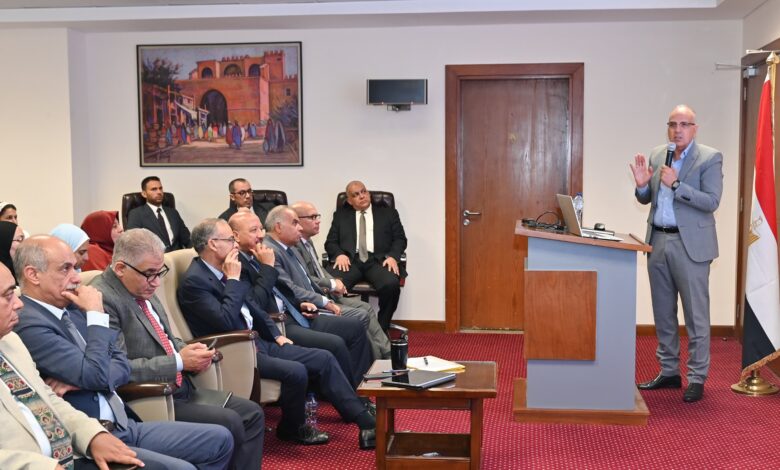 سويلم يشهد فعاليات ورشة العمل المنعقدة لمناقشة موقف إيراد نهر النيل وإجراءات إدارة وتشغيل السد العالي