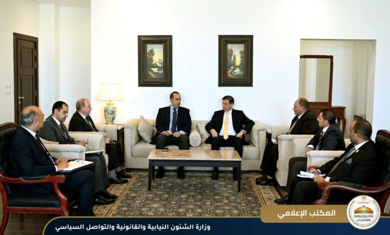 وزيرا الشئون النيابية والزراعة يواصلان التشاور حول مشروع تعديلات قانون التعاونيات الزراعية