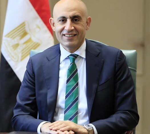 وزير التربية والتعليم يعتمد جداول امتحانات الدبلومات الفنية للدور الثاني للعام الدراسى 2024/ 2025