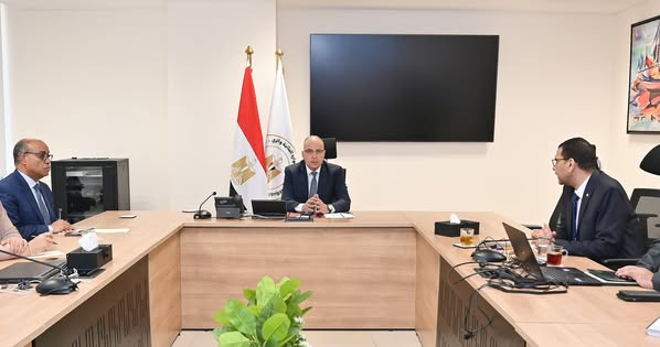وزير الري يتابع إجراءات تأسيس متحف للري بمبنى الوزارة بالعاصمة الإدارية