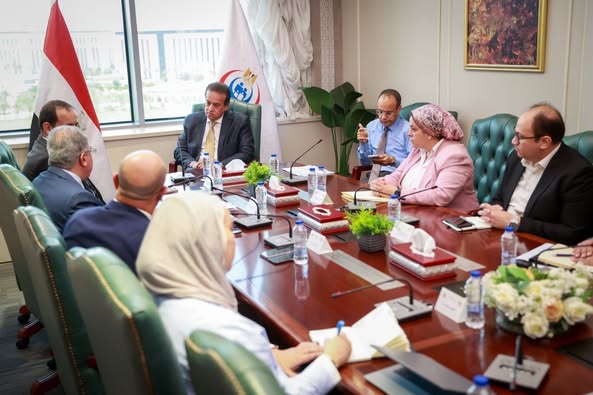 وزير الصحة يتابع تطوير قسم الأشعة بمعهد ناصر من خلال الشراكة مع شركة يونيسون كابيتال الإماراتية