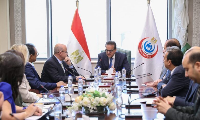 وزير الصحة يستقبل وفد الصحة العالمية للاستعداد لتجديد الاعتماد الدولي لهيئة الدواء المصرية