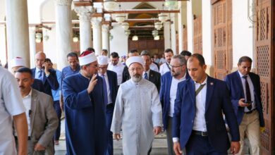 رئيس الشئون الدينية التركي يزور الجامع الأزهر
