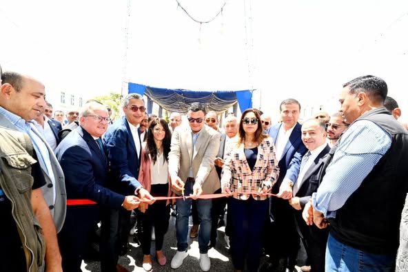 وزراء "الإسكان" و"التخطيط" و"التنمية المحلية" و"التموين" و"الزراعة" ومحافظ مطروح يفتتحون فرع سلسة "جملة ماركت"