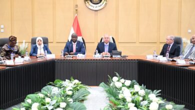 الوزير يلتقي وزير النقل والطيران بجمهورية سيراليون لبحث تدعيم التعاون المشترك في مجالات النقل المختلفة