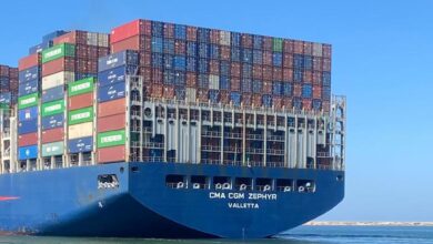 قناة السويس تشهد عبور سفينة الحاويات CMA CGM ZEPHYR ضمن قافلة الجنوب