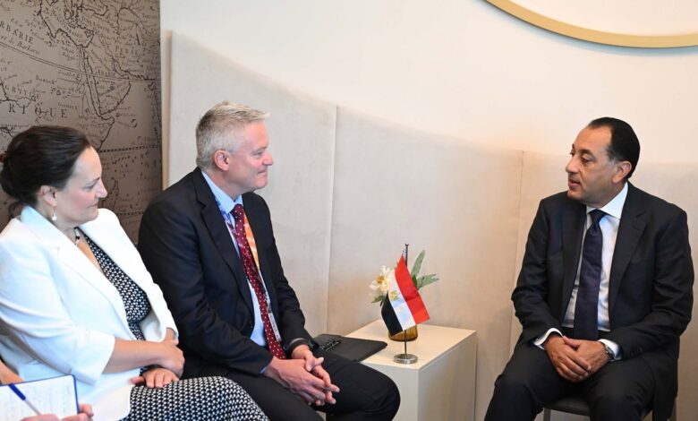 مدبولي يلتقي الأمين العام لمنظمة التعاون الاقتصادي والتنمية OECD