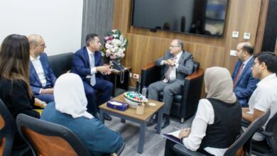 هيئة الدواء تبحث مع هاليون العالمية آليات التوسع فى التصنيع المحلي وتعزيز التصدير