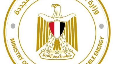 وزارة الكهرباء: الأطقم الفنية العاملة أنهت كافة أعمالها من حفر ودفع نفقي أسفل خطوط السكة الحديد ومترو الأنفاق