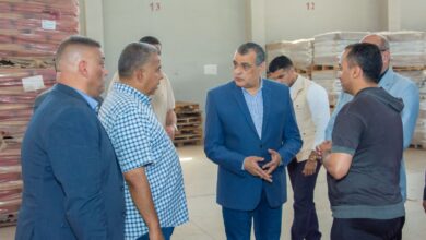 وزير الإنتاج الحربي يتفقد خطوط الإنتاج بشركة هليوبوليس للصناعات الكيماوية مصنع 81 الحربى