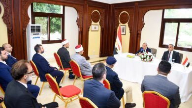 وزير الخارجية والهجرة يلتقي بأعضاء الجالية المصرية في نيجيريا