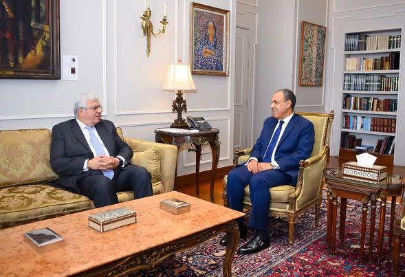 وزير الخارجية يستقبل وزير التعليم العالي والبحث العلمي.. ولقاء مع السفراء ورؤساء البعثات الدبلوماسية المصرية المنقولين إلى الخارج