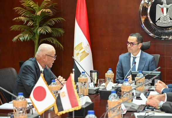 الخطيب يستقبل السفير الياباني بالقاهرة لبحث آفاق التعاون الاقتصادي بين البلدين