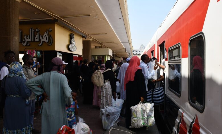 سكك حديد مصر: انطلاق القطار الثالث لتيسير العودة الطوعية للأشقاء السودانيين