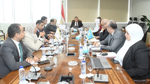 الشربيني يتابع آخر مستجدات الإجراءات التنفيذية لتفعيل أحكام القانون بشأن بعض الأحكام المتعلقة بقوانين إيجار الأماكن