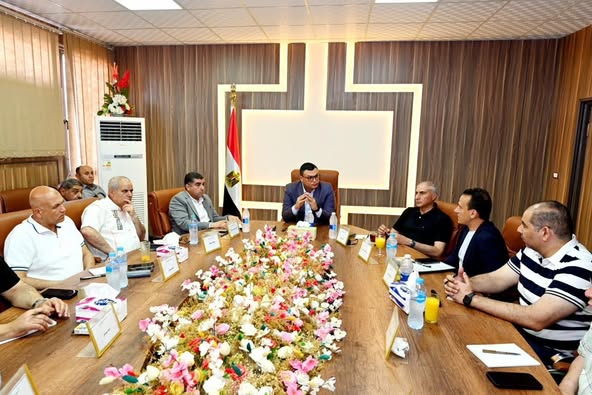 الشربيني يعقد اجتماعًا بمقر جهاز برج العرب الجديدة لمتابعة سير العمل بمختلف القطاعات بالمدينة