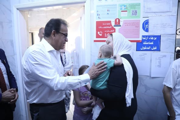 عبد الغفار يتفقد مركز صحة أسرة "الريحان" بالشروق.. ويستجيب لشكوى ميدانية من المواطنين بزيارة مركز طبي "70"