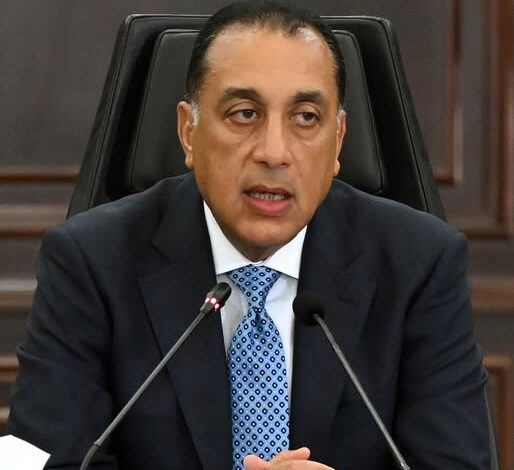 مدبولي ينعى الدكتور علي المصيلحي وزير التموين السابق الذي وافته المنية اليوم