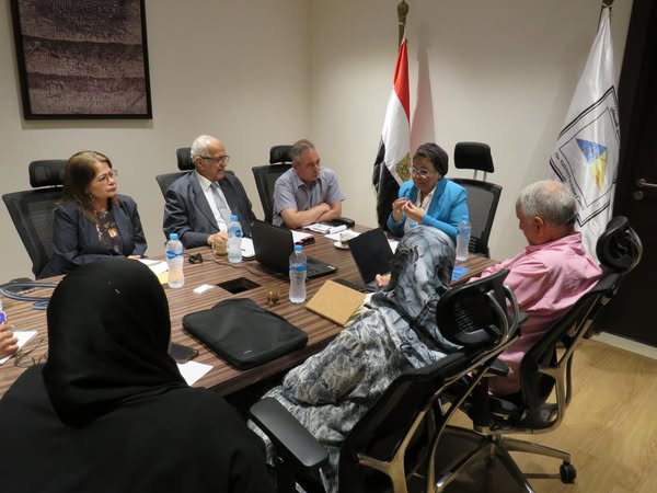 نائب وزير الصحة تعقد اجتماعًا لمتابعة الاستراتيجية الوطنية للسكان والتنمية وتخطيط المرحلة الثانية