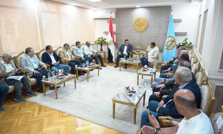 وزير الإسكان يصل محافظة مطروح لمتابعة موقف عدد من المشروعات بالمحافظة
