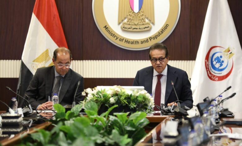 وزير الصحة يترأس اجتماعًا لمتابعة سلاسل توريد الأدوية وسداد مستحقات شركات الأدوية