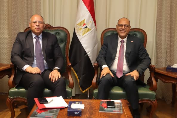 وزير العمل يستقبل سفير مصر في الكويت لبحث التعاون في الملفات ذات الاهتمام المُشترك