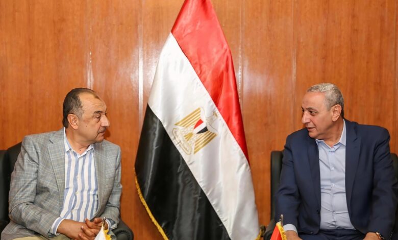 وزير قطاع الأعمال العام يلتقي محافظ الغربية وأعضاء مجلس النواب