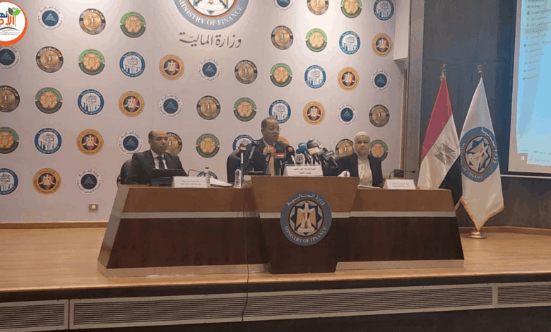 وزير المالية يستعرض الأداء المالي للعام المالي 2024-2025