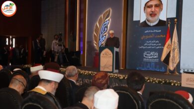 الضويني علينا الحذر من ذوبان الهوية وضياع الشخصية في الفضاء الرقْمي