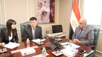 وزير الكهرباء يبحث مع شركة تشاينا إنيرجي China Energy (CEECOIC) سبل دعم وتعزيز التعاون والشراكة في مجالات الطاقة المتجددة وأنظمة تخزين الطاقة وتوطين صناعة الخلايا والبطاريات