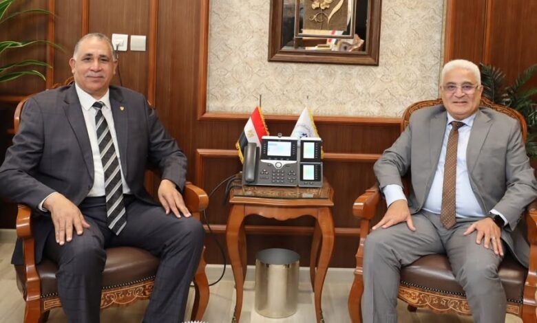 اللواء جمال عوض يلتقي نقيب المحامين لبحث التعاون في ملف التأمينات الاجتماعية