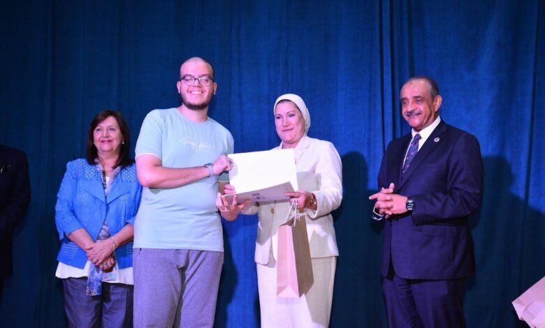 المجلس القومي للطفولة والأمومة يكرم أوائل الثانوية العامة بأقسامها المختلفة