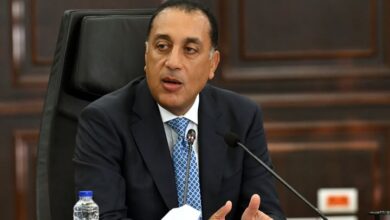 مراسم استقبال رسمية لرئيس الوزراء لدى وصوله مقر مجلس الوزراء الأردني