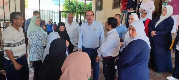 نائب وزير الصحة يتفقد منشآت صحية بدمياط ويشيد بأداء مستشفى الحميات والمستشفى العام