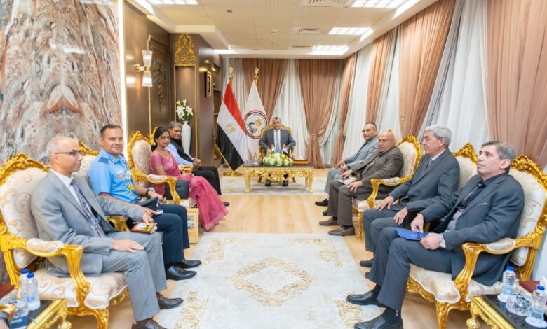 وزير الدولة للإنتاج الحربي وسفير الهند بالقاهرة يبحثان سبل تعزيز التعاون المشترك