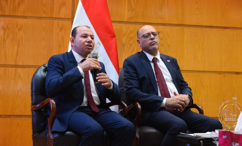 ▪︎وزير العمل ومحافظ القليوبية يفتتحان ورشة عمل تثقيفية للتوعية بقانون العمل الجديد