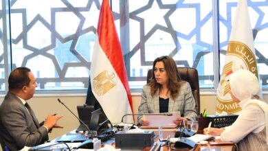 وزيرة التنمية المحلية والقائم بأعمال وزيرة البيئة تتابع آخر مستجدات العمل بمصرف المحيط بالمنيا