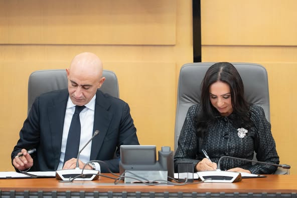 وزيرا "التضامن الاجتماعي" و"التربية والتعليم" يوقعان بروتوكول تعاون بشأن الانتفاع بمبنيين تابعين لوزارة التضامن الاجتماعي بمنطقتي "المرج ومؤسسة الزكاة" لإقامة مجمع مدارس