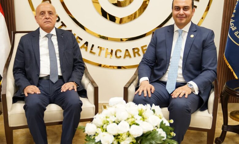 رئيس الرعاية الصحية يستقبل محافظ الأقصر لمتابعة نتائج الزيارة الميدانية والاتفاق على تنفيذ مشروعات صحية جديدة