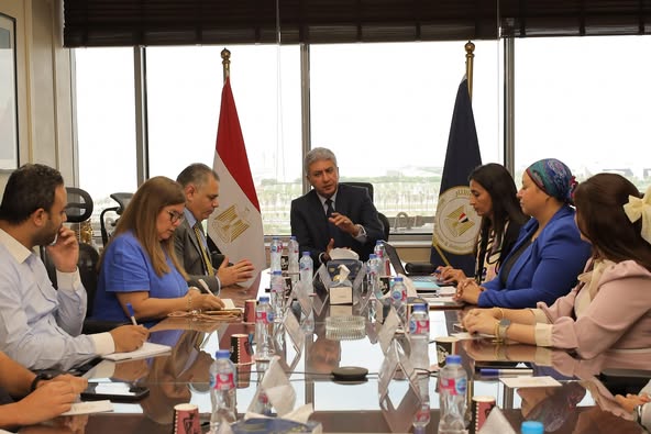وزير السياحة والآثار يلتقي مجموعة من المؤثرين وأصحاب المحتوى الرقمي المصريين