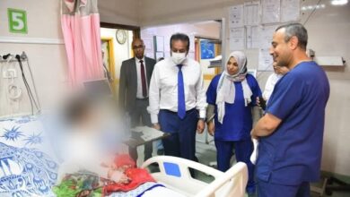 عبدالغفار يوجه بزيادة الأطباء والتخصصات الطبية لتلبية احتياجات المرضى وإنهاء عقود شركتي النظافة والأمن لقصور الأداء