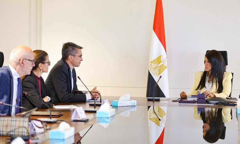 المشاط تلتقي مدير الممارسات للسياسات الاقتصادية لمنطقة الشرق الأوسط وشمال أفريقيا بالبنك الدولي