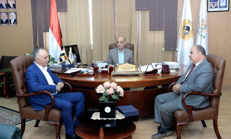 جامعة المنصورة تستقبل وفد السفارة الليبية لتعزيز سبل التعاون