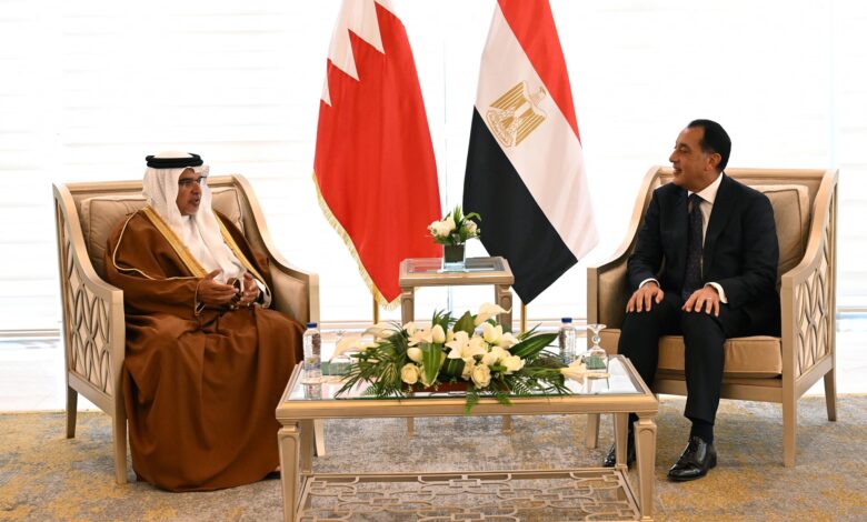 رئيس الوزراء وولي عهد البحرين يترأسان جلسة مباحثات موسّعة