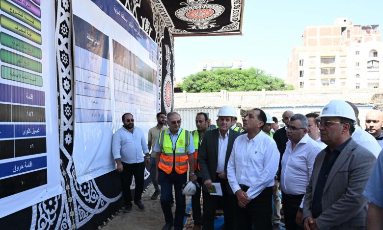 رئيس الوزراء يتفقد الأعمال الإنشائية لمشروع مستشفى أشمون المركزي الجديد