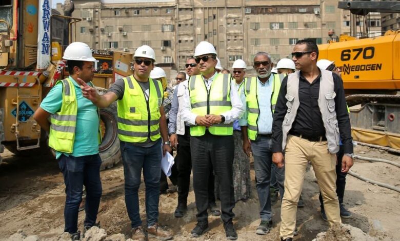 شيمي يتفقد مشروع إحياء فندق الكونتيننتال التاريخي بوسط القاهرة