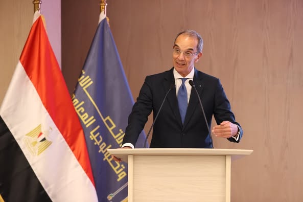 طلعت يشهد حفل تخريج طلاب الجامعات الملتحقين بالبرنامج الصيفي للتكنولوجيات المساعدة