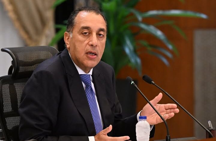 مدبولي يبدأ جولة ميدانية لتفقد وافتتاح عدد من المشروعات التنموية والخدمية بمحافظة المنوفية