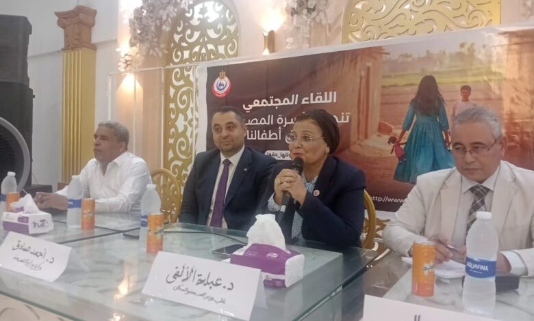 نائب وزير الصحة تتفقد وحدة طب الأسرة ومركز تنمية الأسرة بقرية بخانس بقنا